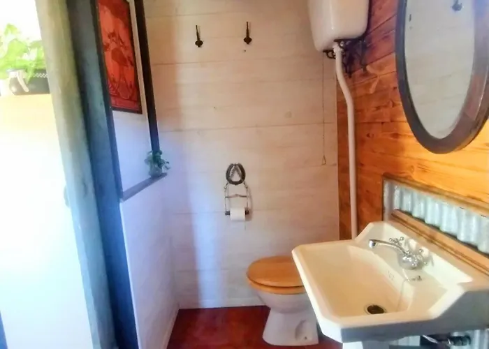 Hill Hide Away טורטוסה