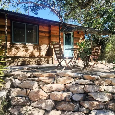 Holiday home Hill Hide Away *