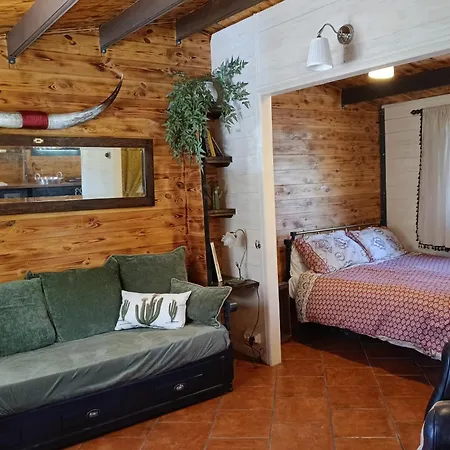Dom wakacyjny Hill Hide Away